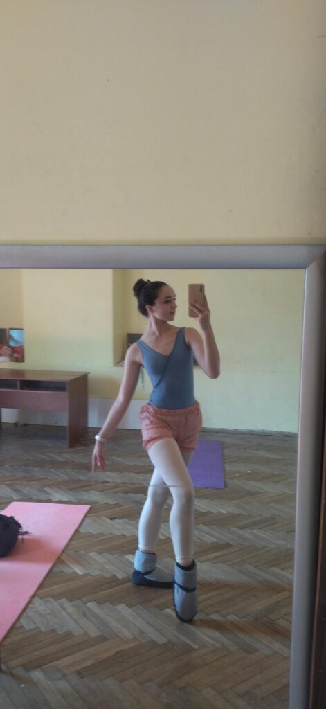 Image #1 from Victoria